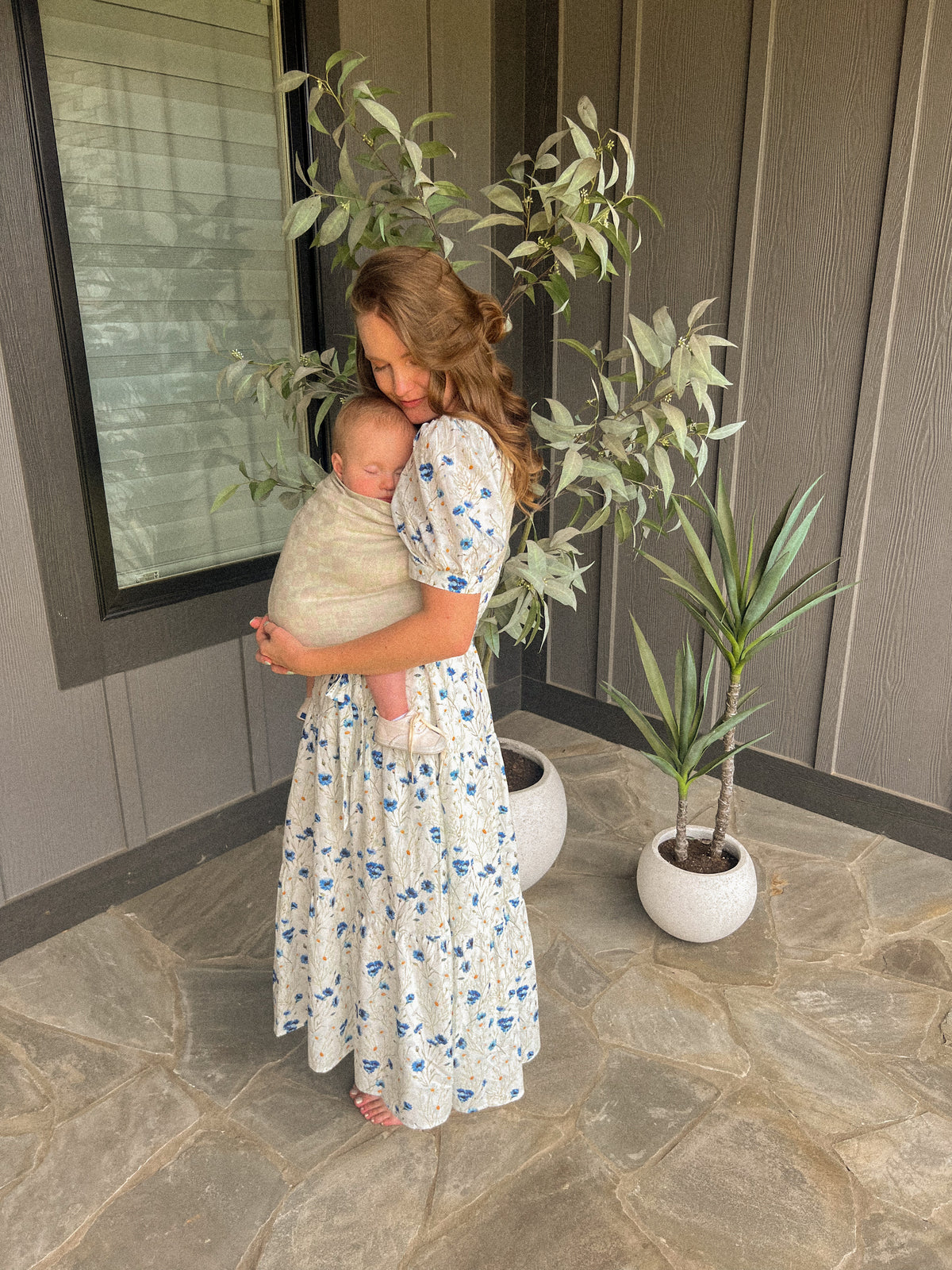 Versa Cotton Dress with Nursing Zippers in Blue Cornflowers
