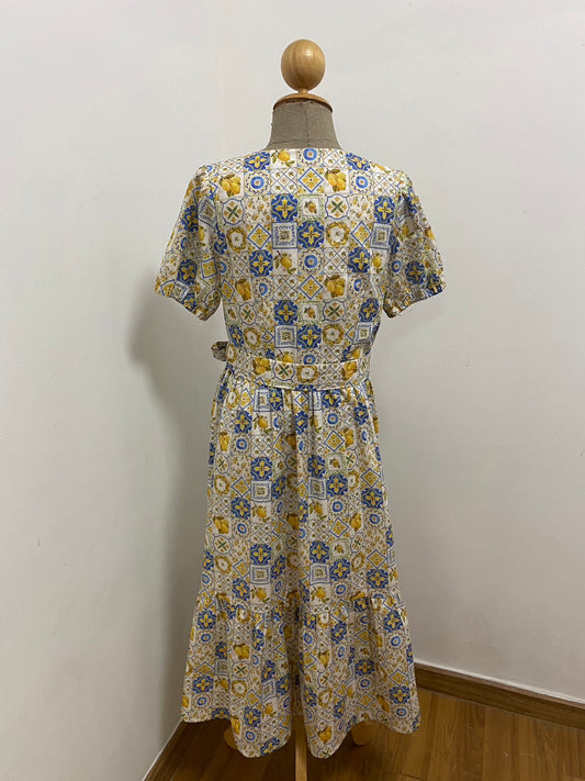 A16: Sample Charming Dress with Nursing Zippers, Relaxed Fit, Subtle Puff Sleeves, Midi length, Size S, M