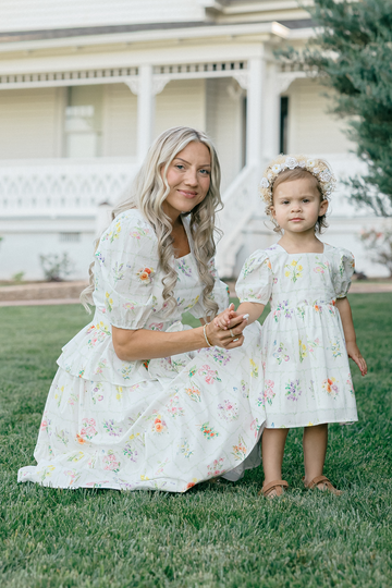 Little Darling Dress (Girls) in Birth Flowers