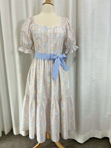 *Sample* Ann Midi Dress with Nursing Zippers in Bowtanical Rose Garden